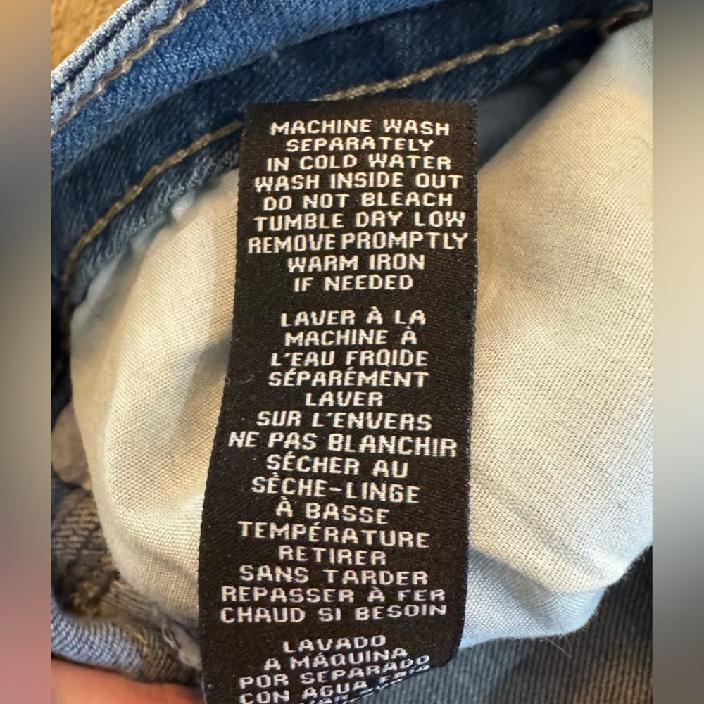 BCBGeneration Women’s Mid Rise Bootcut Distressed Blue Jeans Size 1 - Picture 13 of 14